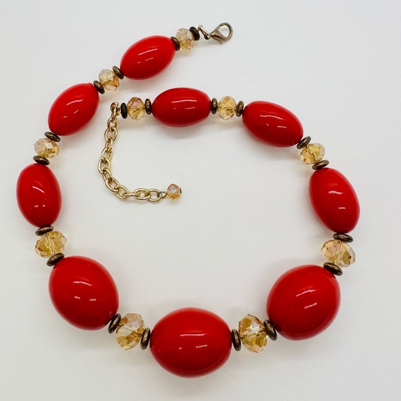 Vintage candy red statement bead necklace - Picture 7 of 15